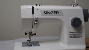 SINGER Heavy Duty 6700C Review 2026 Is This Computerized Machine Worth Itv
