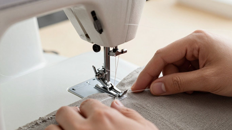 When to Use a Sewing Machine