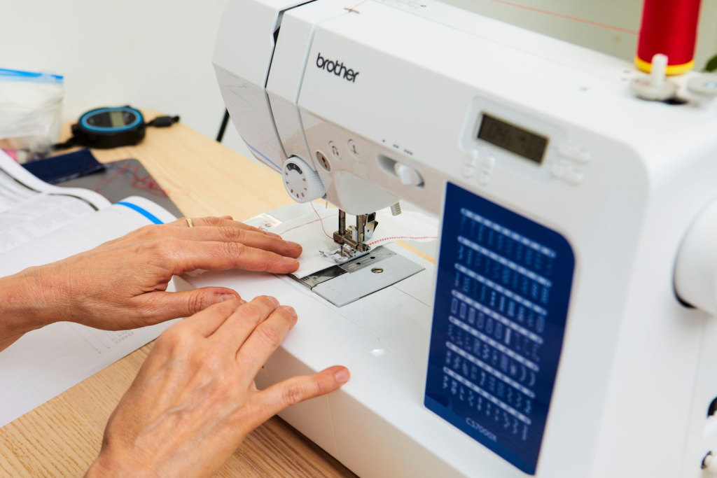 How to Choose a Brother Computerized Sewing Machine