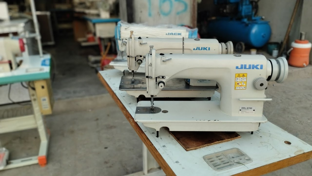 JUKI DDL-8700 - Best Overall High-Speed Industrial Lockstitch Machine